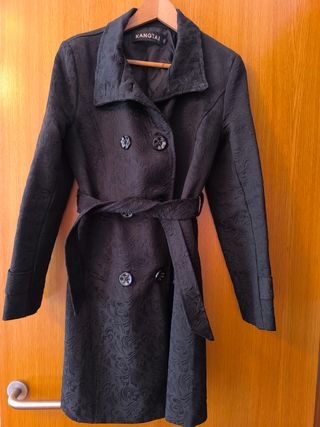 Gabardina larga negra