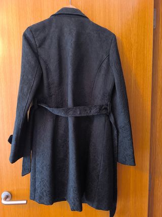 Gabardina larga negra