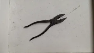 Alicate de herramientas