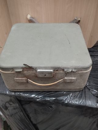 Máquina de escribir Olympia Mónica Vintage