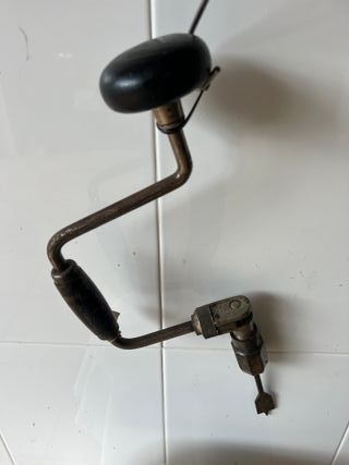 BERBIQUÍ MANUAL DE EBANISTA TIPO CARRACA.