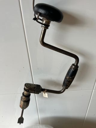 BERBIQUÍ MANUAL DE EBANISTA TIPO CARRACA.