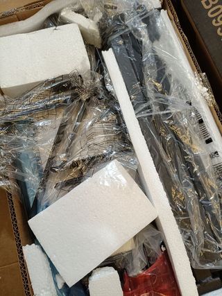 VASAGLE Marco de Cama Matrimonio, Estructura de Cama de Metal, con Estantes de Almacenamiento, Invitados, para Colchón de 140 x 190 cm, Fácil Montaje, Negro Tinta RMB093B01