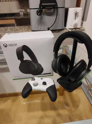 Pack Xbox Series S Blanca 512GB + Mando + Cascos