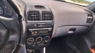 Hyundai Accent 2000