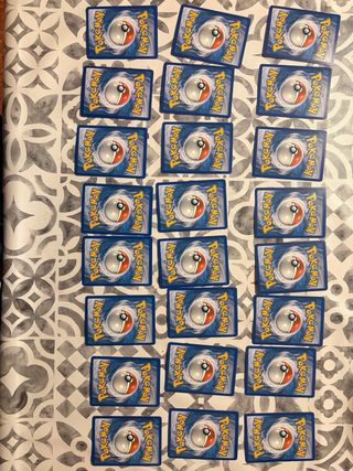 Mazo de cartas Pokémon Bronzong y Reshiram EX