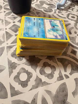 Mazo de cartas Pokémon Bronzong y Reshiram EX