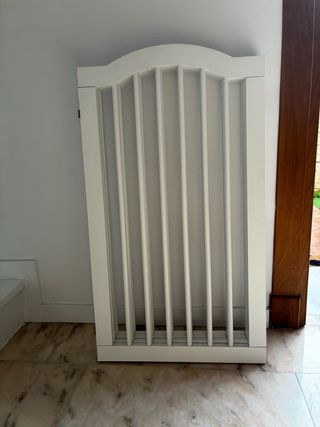 Barrera de seguridad madera blanca plegable