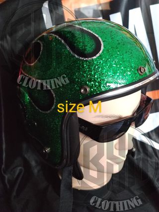 Casco flames green M