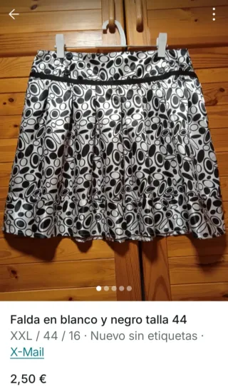 Falda estampada blanco y negro talla 44