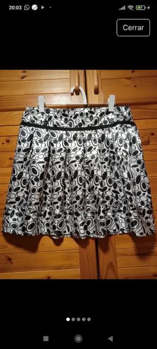 Falda estampada blanco y negro talla 44
