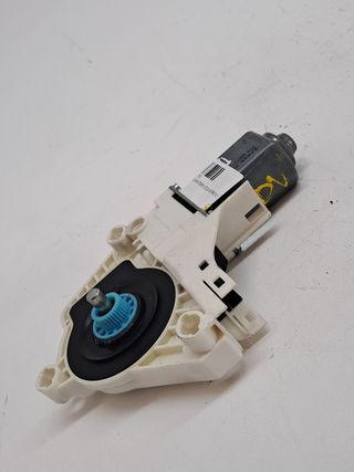 MOTOR ELEVALUNAS DELANTERO IZQUIERDO AUDI Q5 (8R)