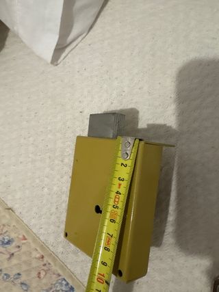 Cerradura de sobreponer con llaves