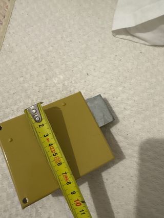 Cerradura de sobreponer con llaves