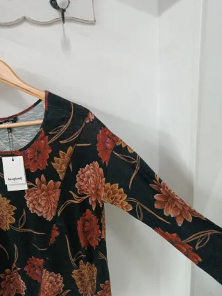 Blusa Desigual floral manga larga en S y XS
