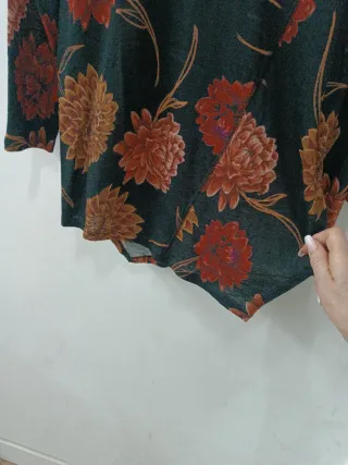 Blusa Desigual floral manga larga en S y XS