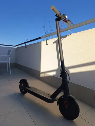 Patinete Eléctrico Negro