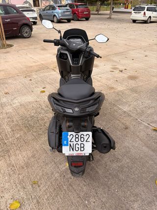 Yamaha NMax