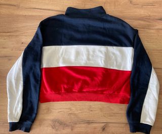 Sudadera crop de H&M talla M