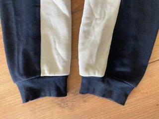 Sudadera crop de H&M talla M