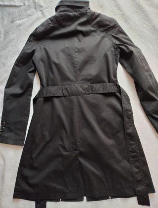 Gabardina mujer negra