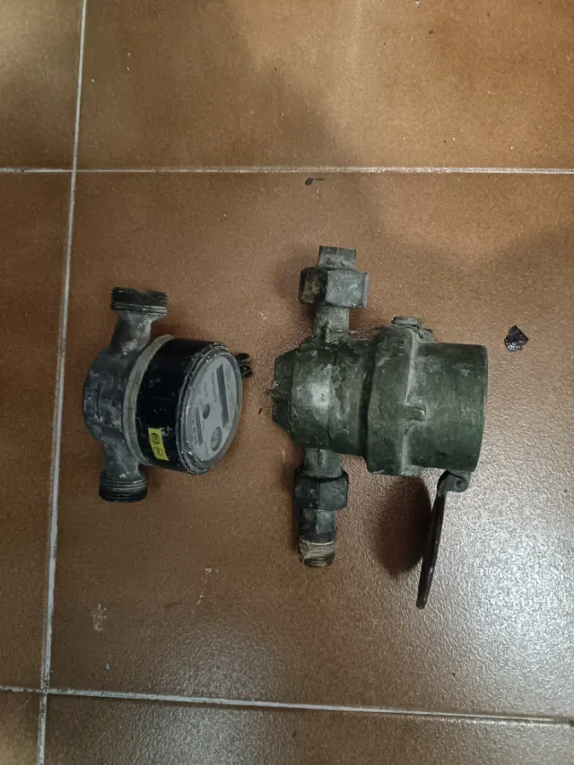 2 Contadores de agua
