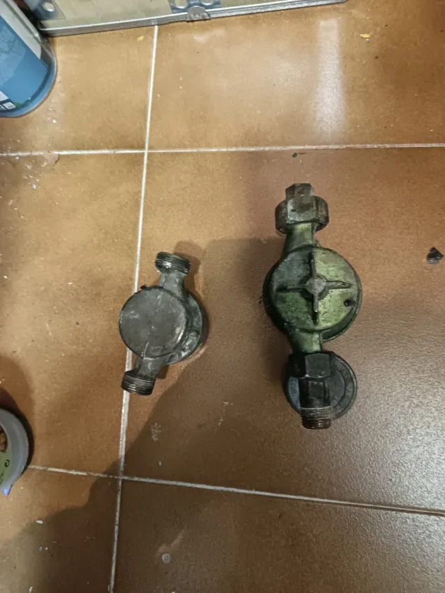 2 Contadores de agua