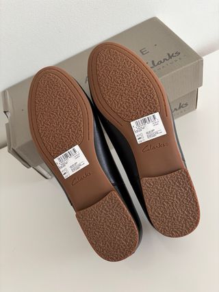 Bailarinas negras piel Clarks nuevas