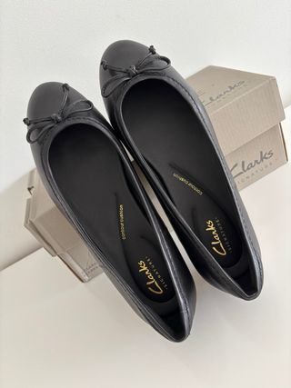 Bailarinas negras piel Clarks nuevas