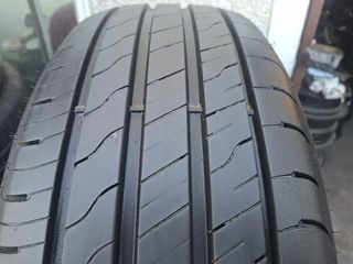 235 60 R18 107V Goodyear - 1 neumático +95%
