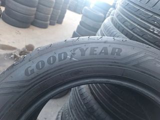 235 60 R18 107V Goodyear - 1 neumático +95%