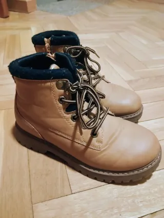 Botas niño MANGO talla 33