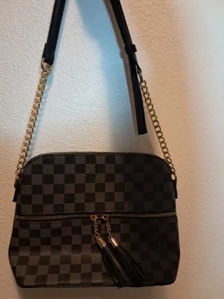 Bolso bandolera con estampado de cuadros