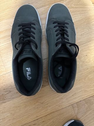 Zapatillas Fila Verdes y Negras