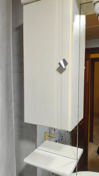 Espejo con armario para baño y bombillas de led