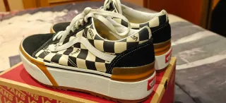 Zapatillas VANS Skool Stacked mujer