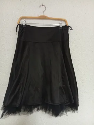 Faldas negras con tul estilo vals.precio los dos