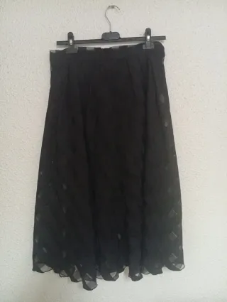 Faldas negras con tul estilo vals.precio los dos