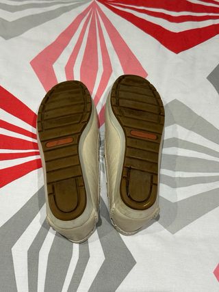 Zapatos Beige  Marca: Therapie Natural Confort