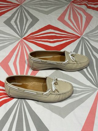 Zapatos Beige  Marca: Therapie Natural Confort