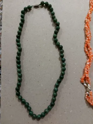 Coppia collane corallo e perle dorate