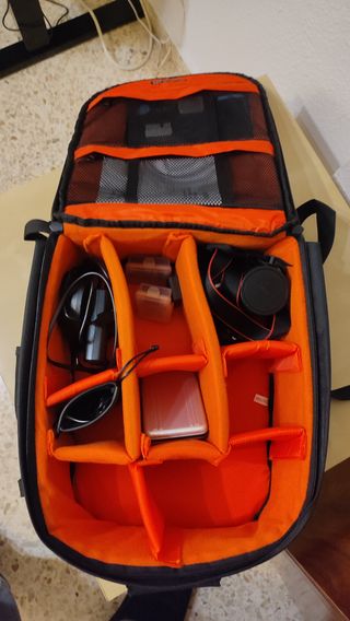 Canon EOS M50 + Trípode + Micrófono