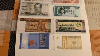 Lote de 18 Billetes Asia: Indonesia, Israel, Yemen