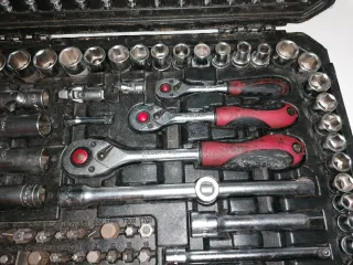 Juego vasos/carraca " CAROLUS"