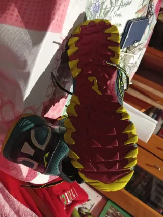 Zapatillas Joma Talla 42 Negras y Verdes