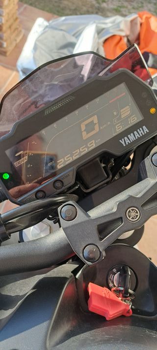 Yamaha MT-125 Naked 11/2020