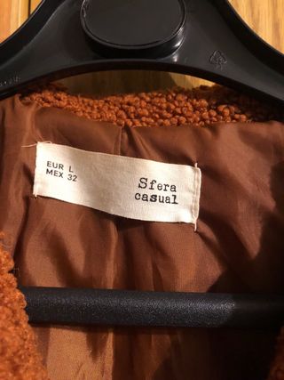 Abrigo pelo rizo marrón/naranja