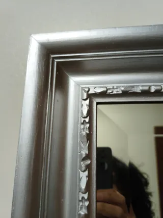 Espejo cuerpo entero plateado y madera