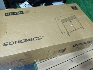 SONGMICS Armario de Almacenamiento, Aparador de Metal, Doble Puerta Magnética, Estante Ajustable, Marco de Acero, 40 x 80 x 76 cm, Beige Natural y Blanco LSC102W57