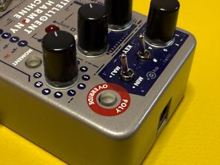 Electro-Harmonix Intelligent Harmony Machine